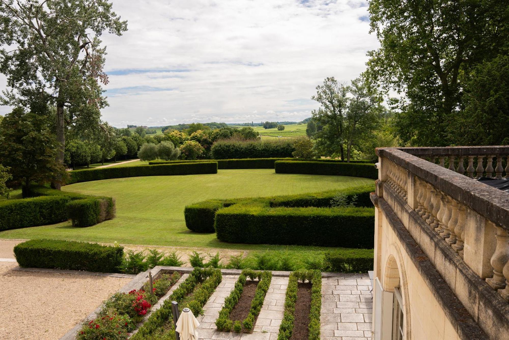 Chateau De Lussac Lussac  Kamer foto