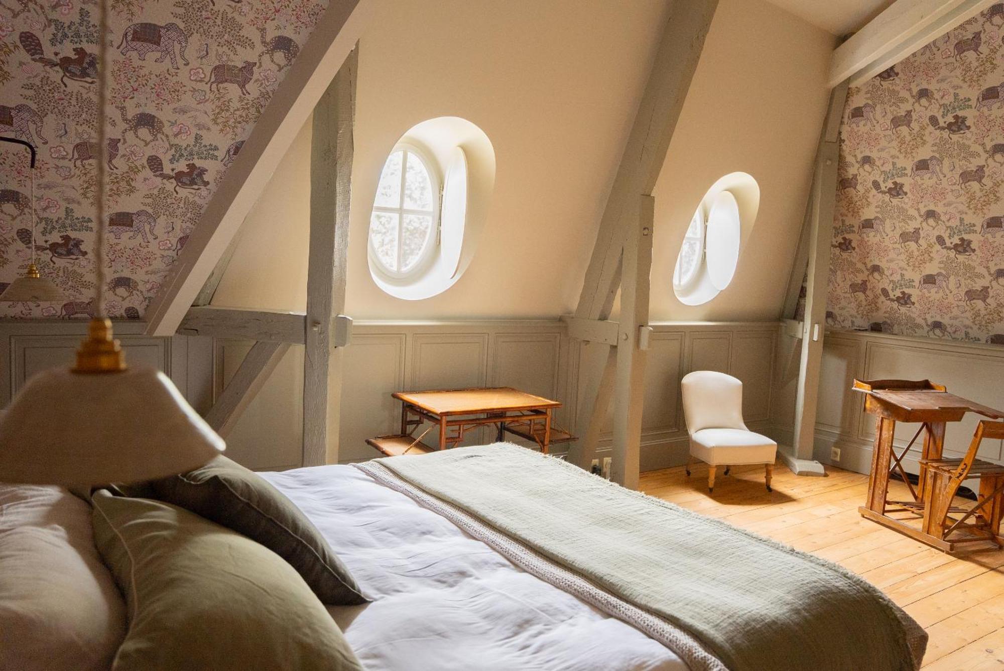 Chateau De Lussac Lussac  Kamer foto
